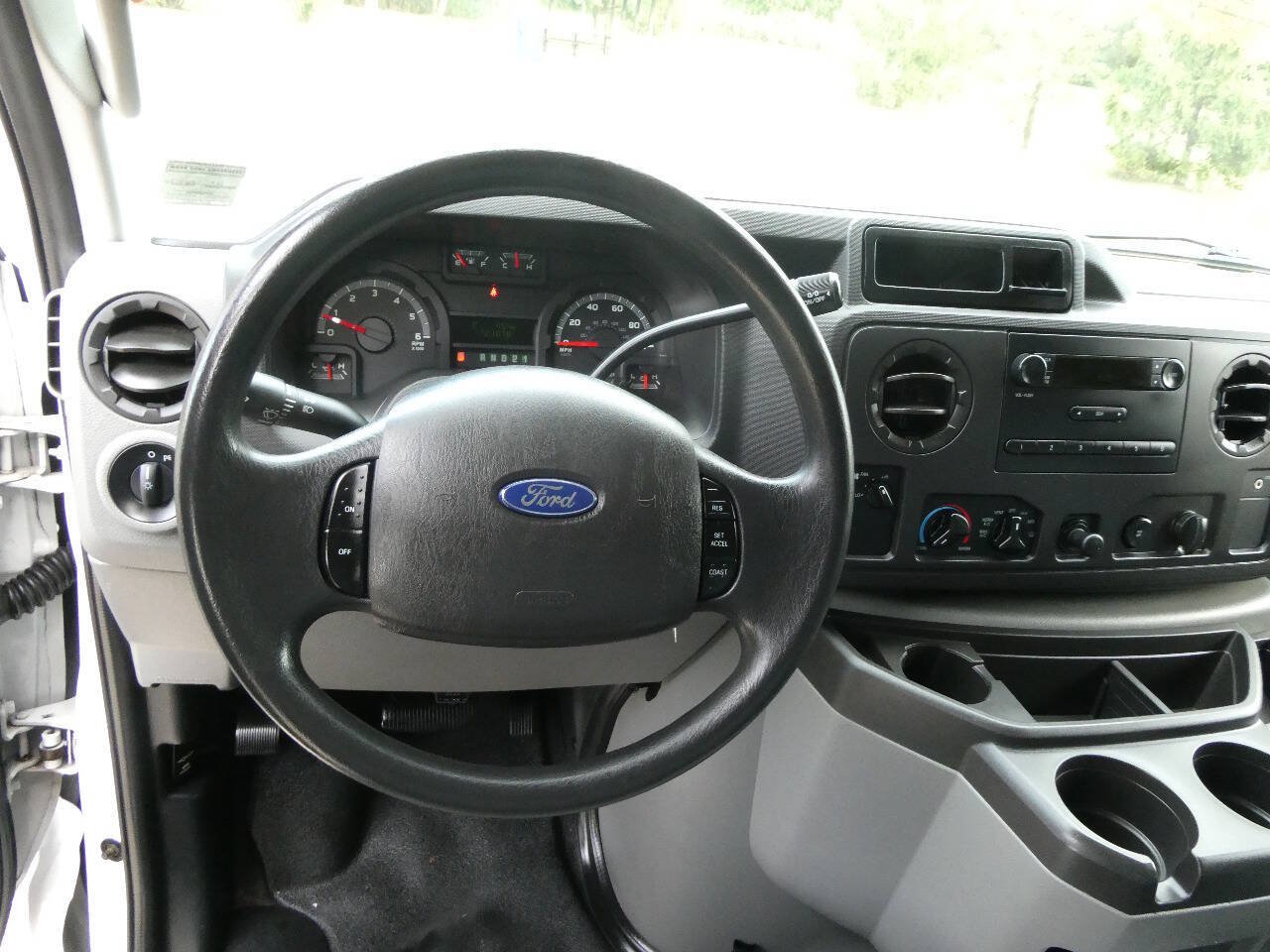 Used 2012 Ford E-250 and Econoline 250 w/ Commercial Cargo Van Pkg RWD image 12
