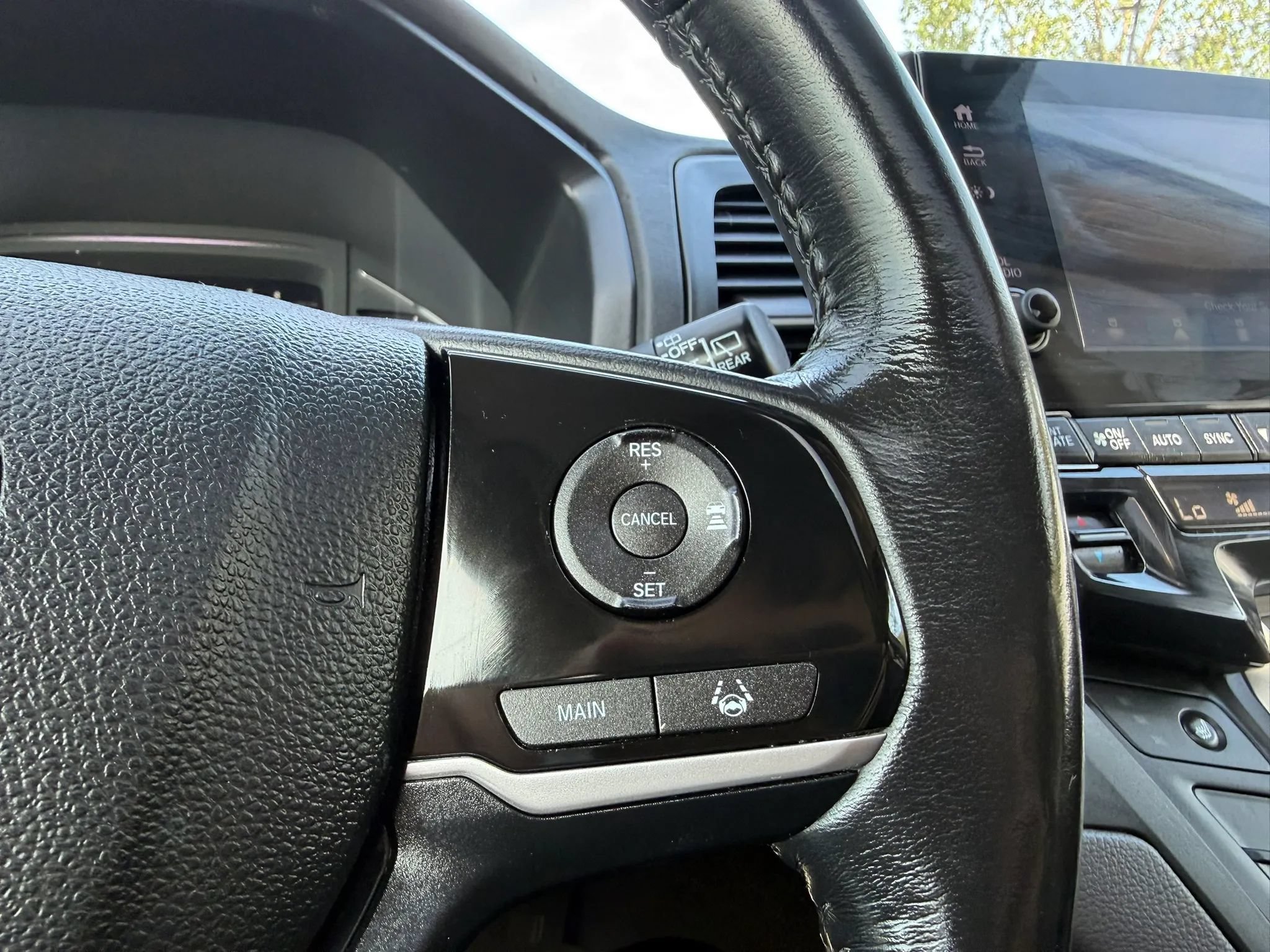 Used 2019 Honda Odyssey EX-L image 37