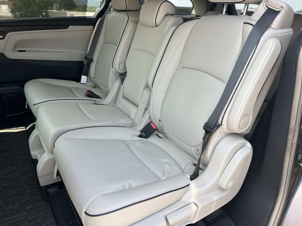 Used 2026 Honda Odyssey Touring image 24