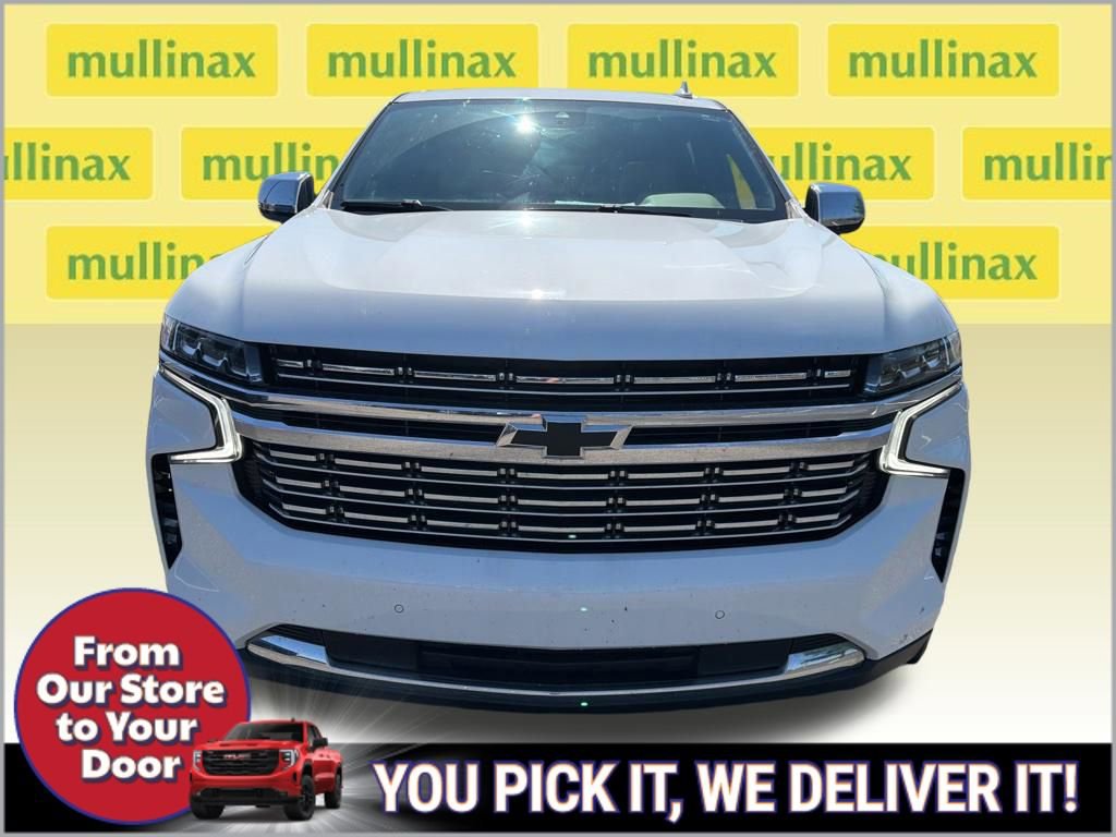 Used 2023 Chevrolet Suburban Premier w/ Max Trailering Package RWD image 2