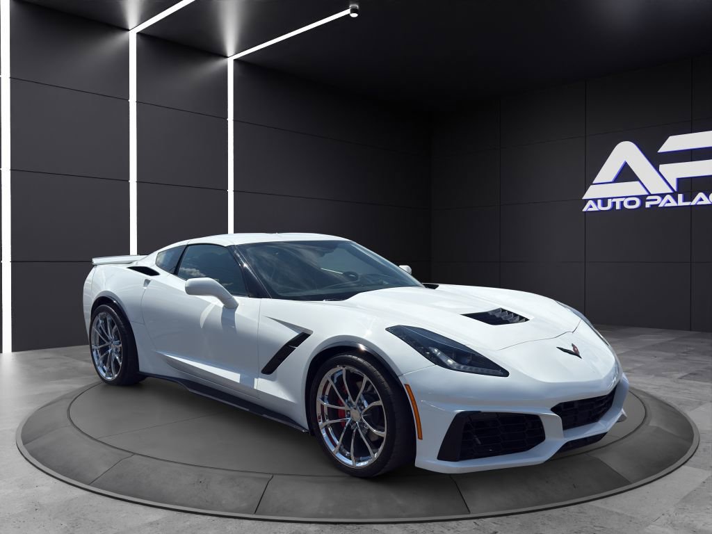 Used 2017 Chevrolet Corvette Stingray Coupe w/ 2LT Preferred Equipment Group image 3