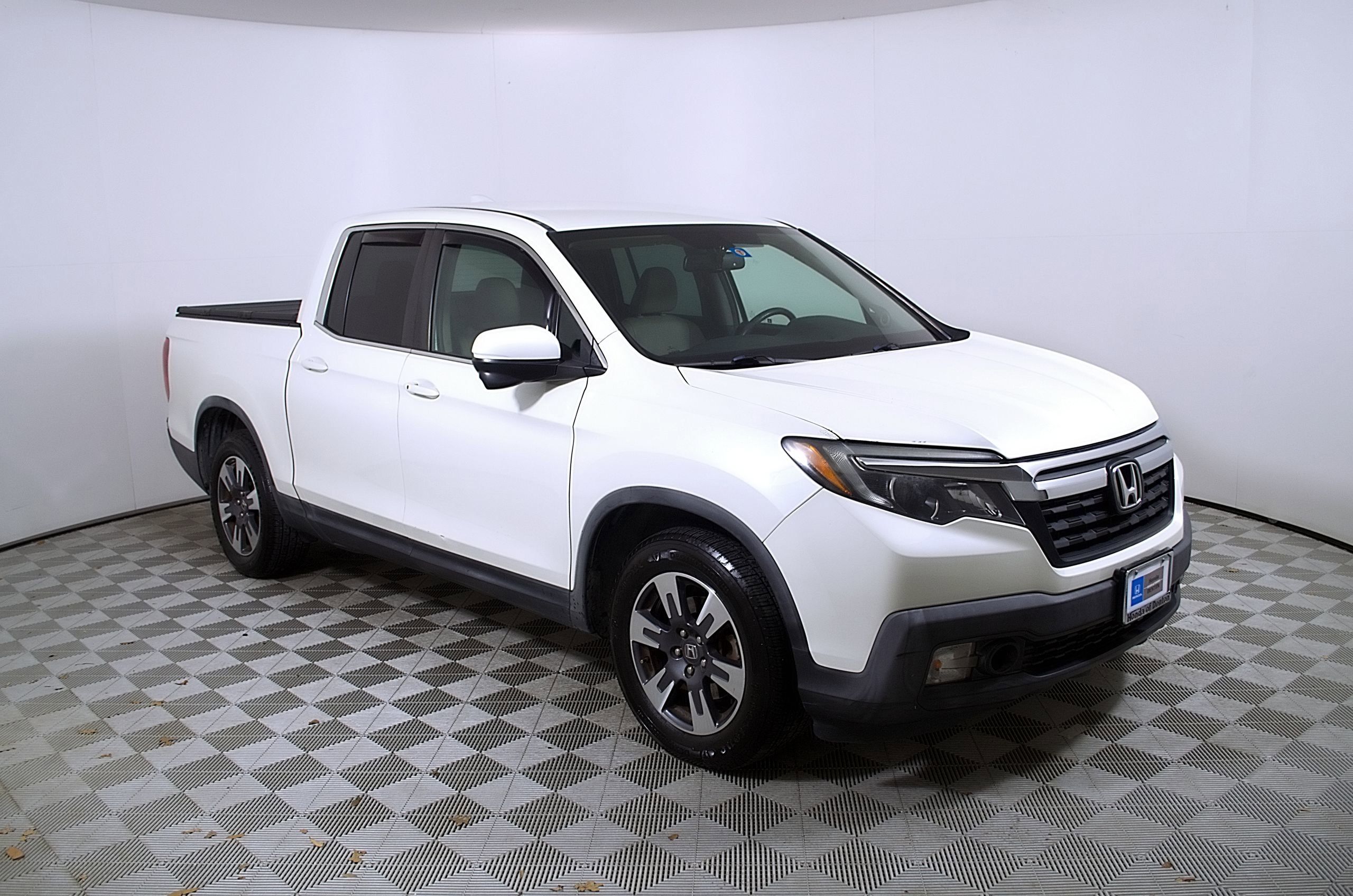 Used 2017 Honda Ridgeline RTL-T image 6