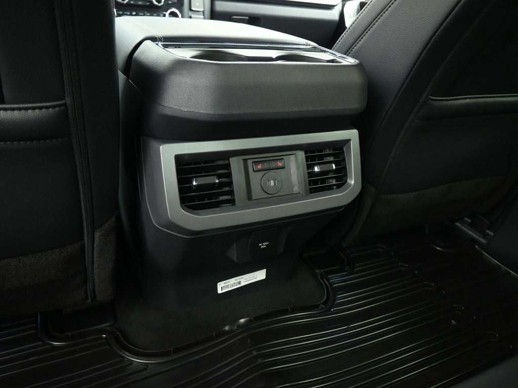 New 2026 Ford F250 Lariat w/ Black Appearance Package AWD/4WD image 20