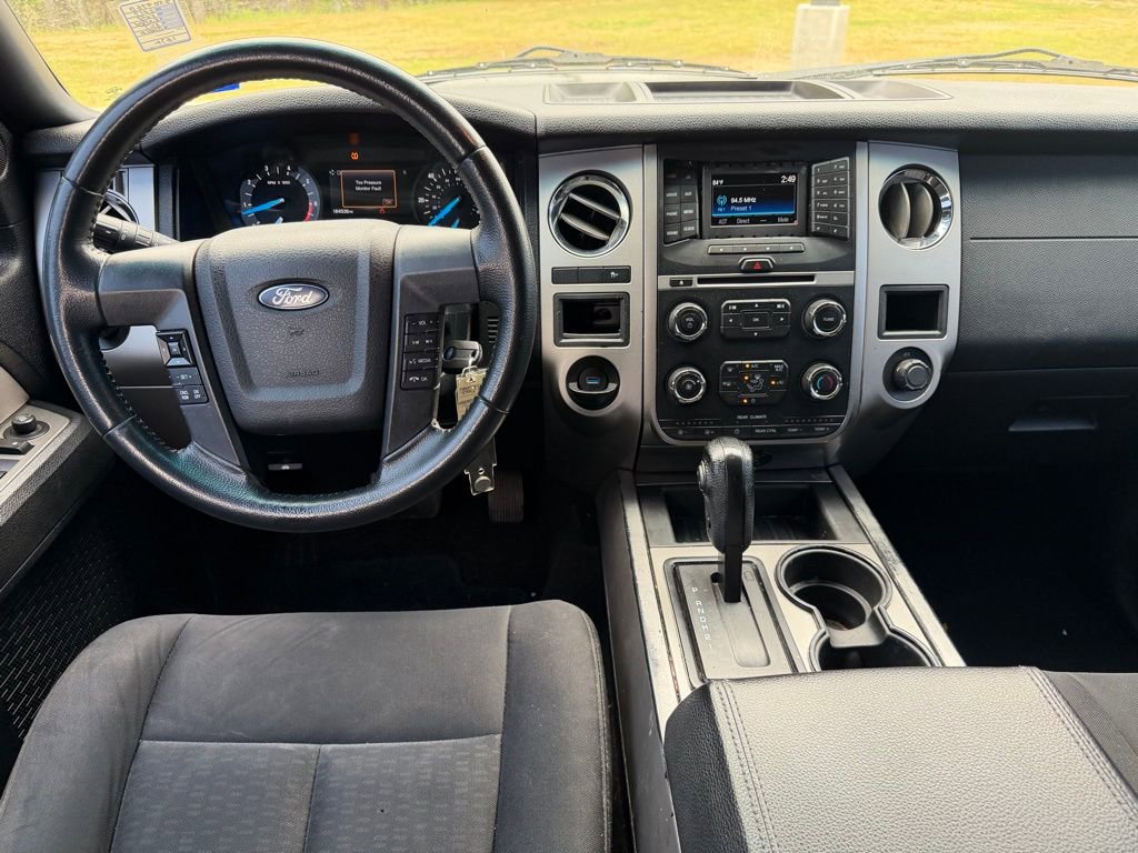 Used 2017 Ford Expedition XLT image 13
