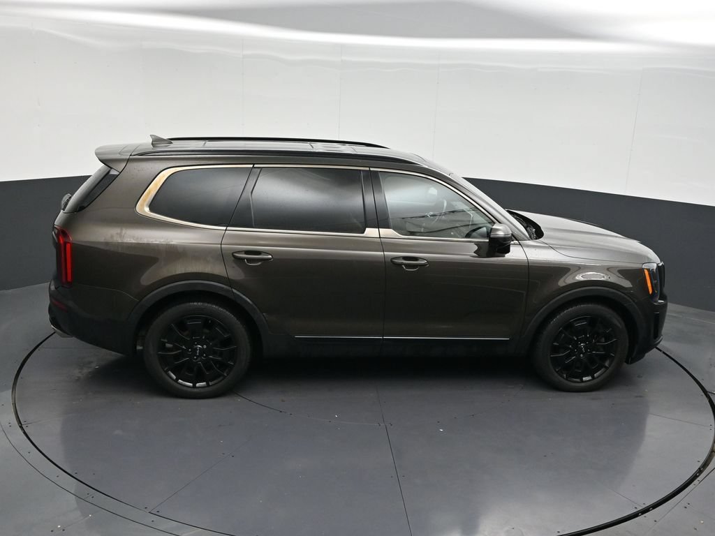 Used 2022 Kia Telluride SX w/ Nightfall Edition Package AWD/4WD image 21