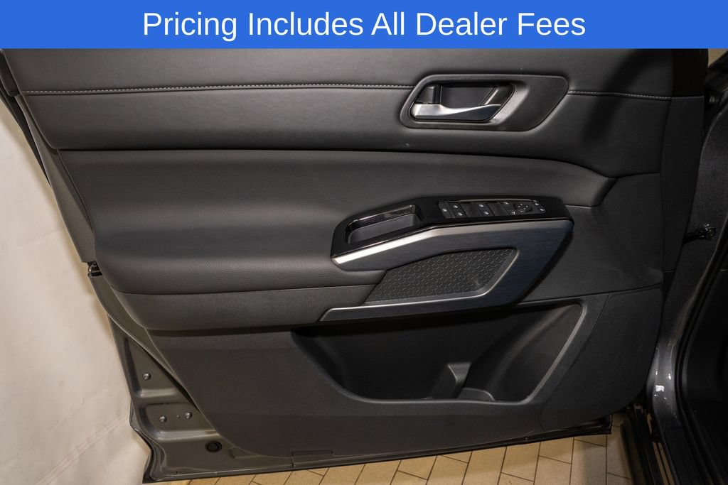 New 2026 Nissan Pathfinder SL w/ Cargo Package AWD/4WD image 14