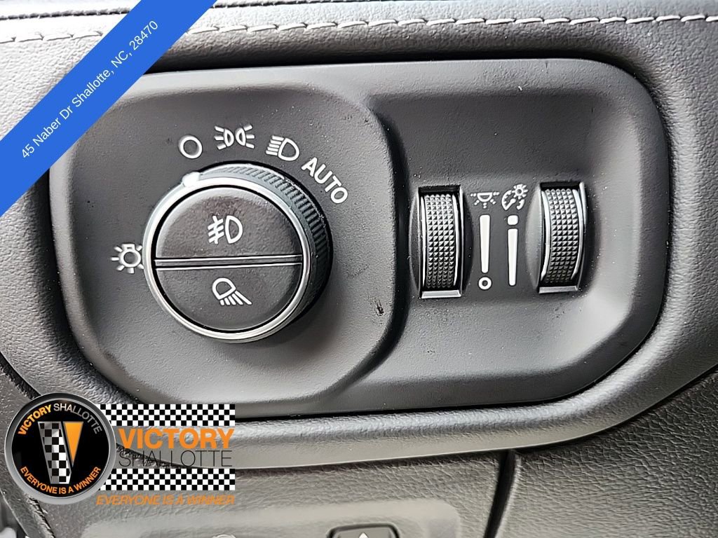 New 2025 RAM 1500 Limited image 29