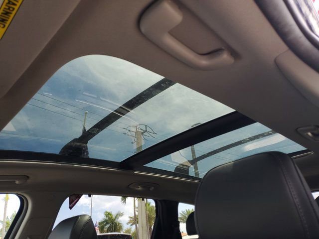 Certified 2023 Hyundai Santa Fe SEL w/ Premium Package image 21