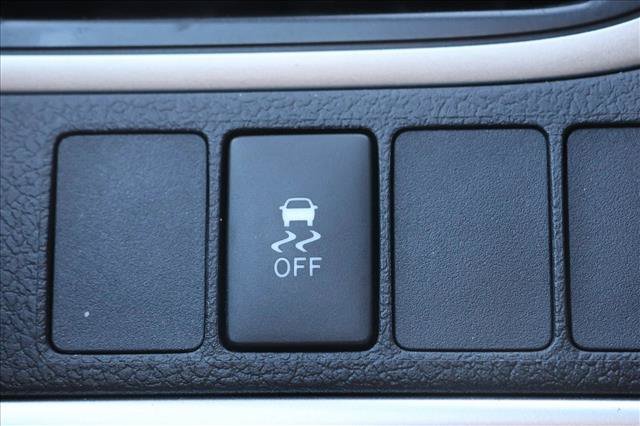 Used 2013 Toyota Camry XLE FWD image 13