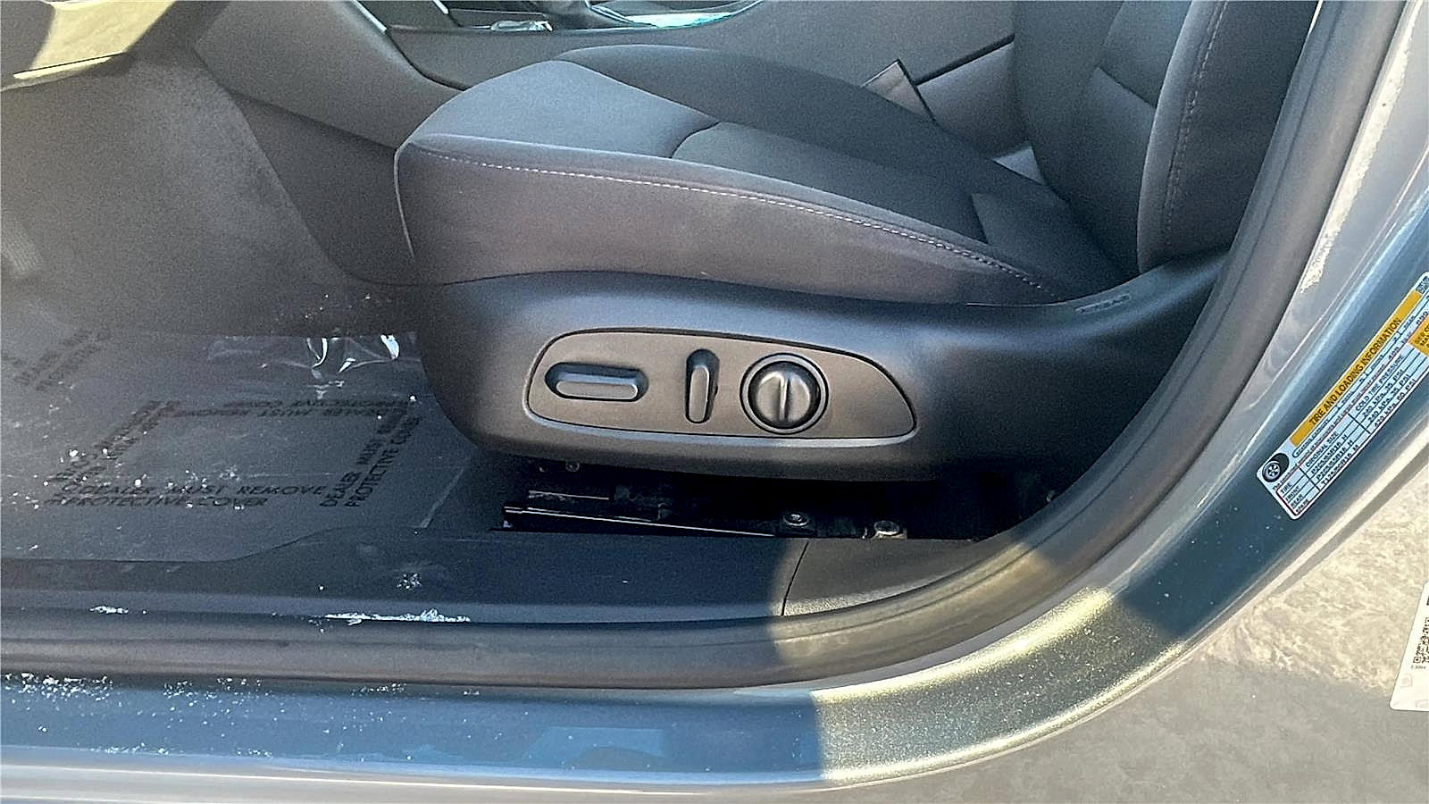 Used 2023 Chevrolet Malibu LT FWD image 22