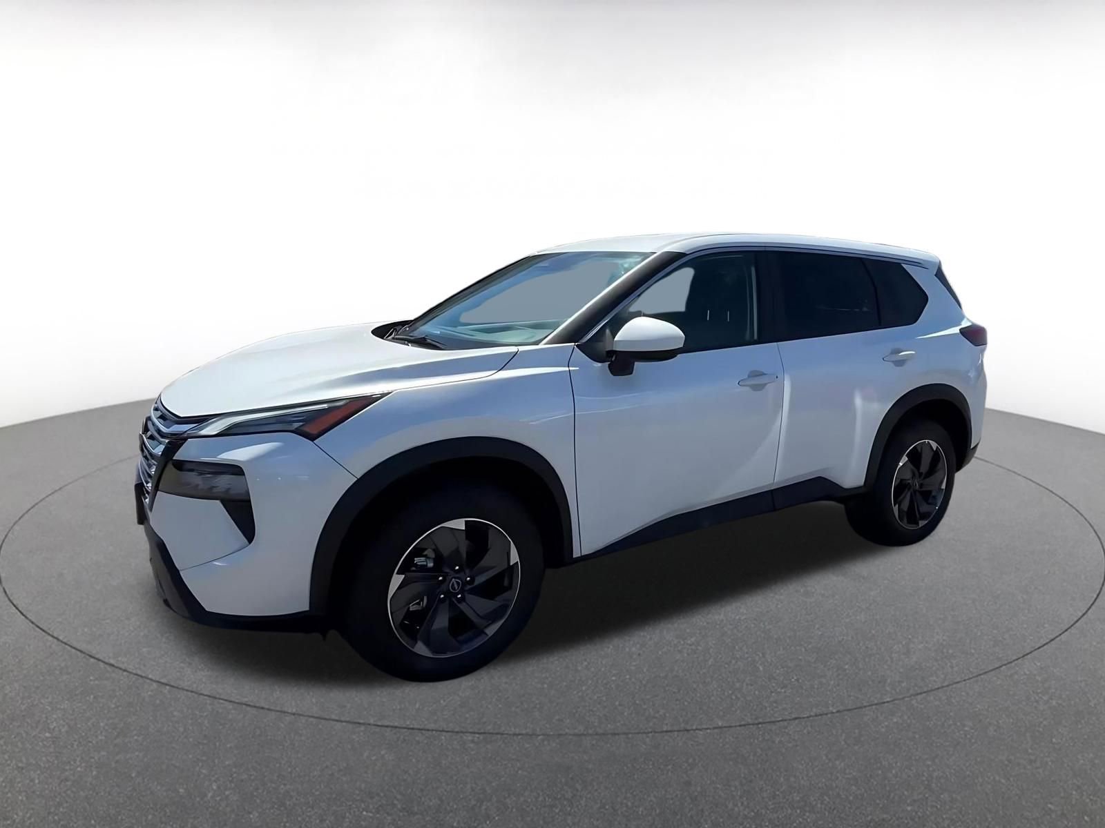 Used 2025 Nissan Rogue SV FWD image 8