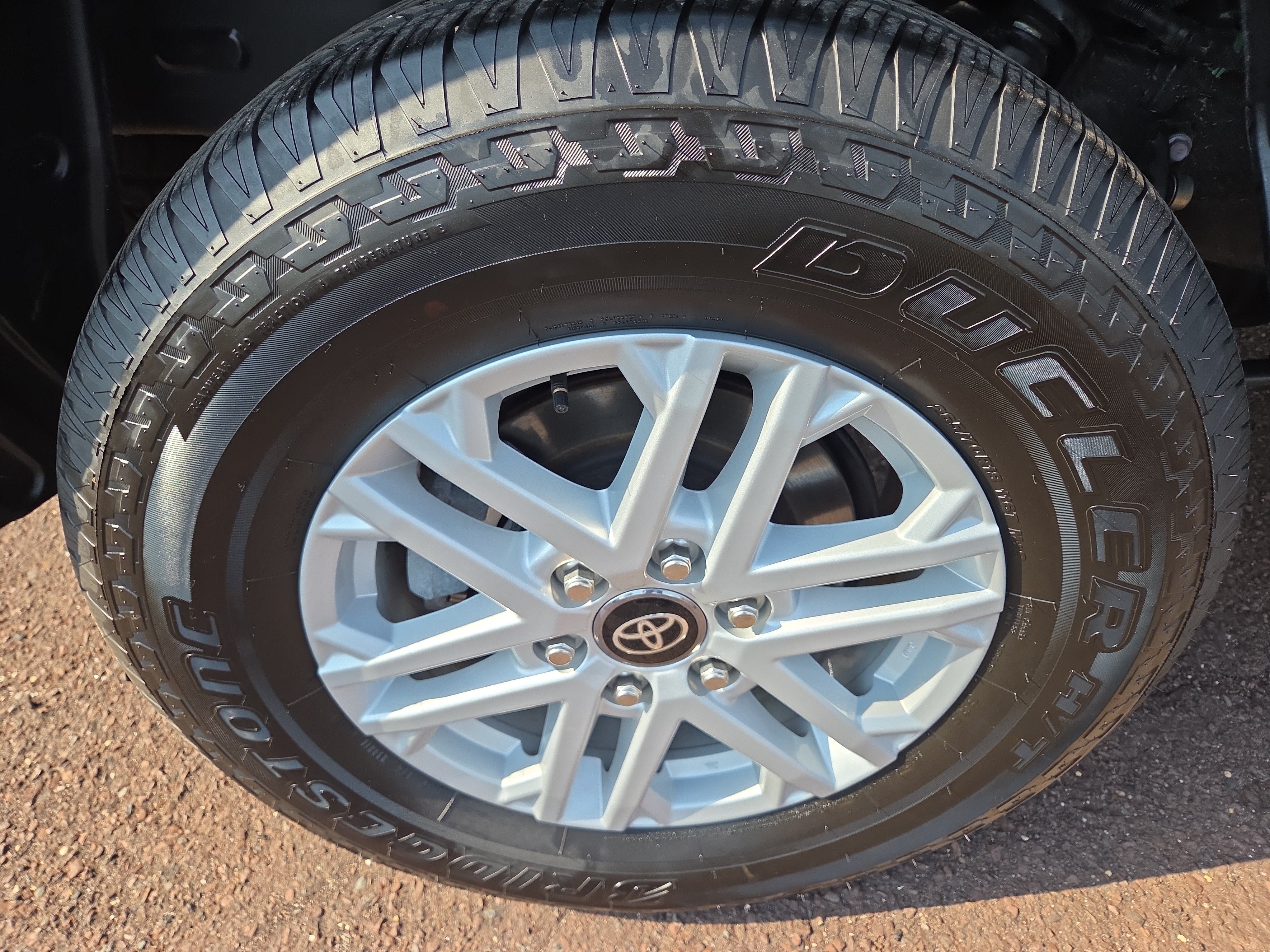 Certified 2026 Toyota Tundra SR5 AWD/4WD image 10