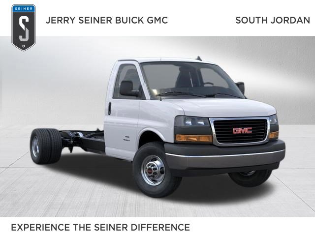 New 2025 GMC Savana 3500 Extended w/ Power Convenience Package