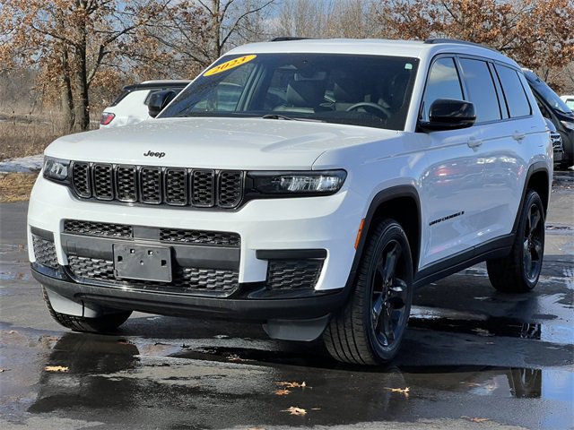 Used 2023 Jeep Grand Cherokee L Laredo image 44