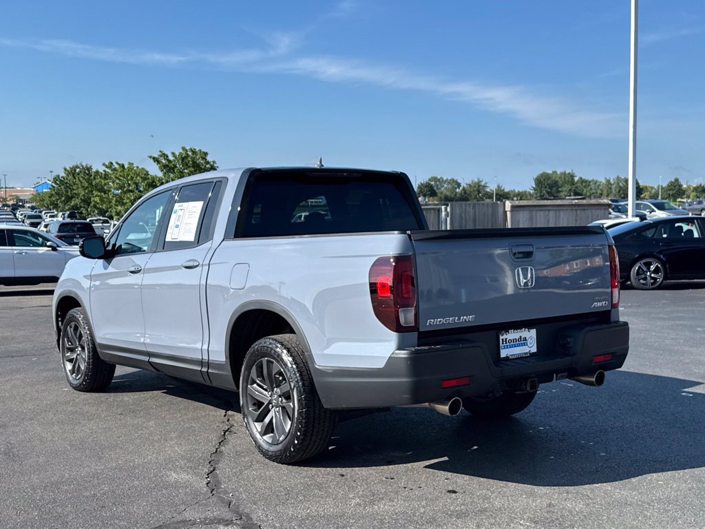 Used 2023 Honda Ridgeline Sport image 5
