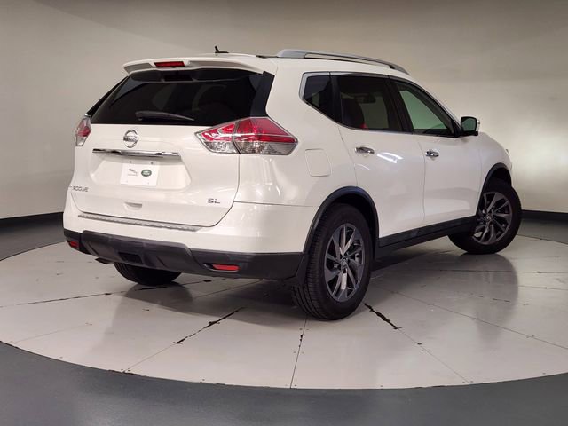 Used 2016 Nissan Rogue SL w/ SL Premium Package image 2