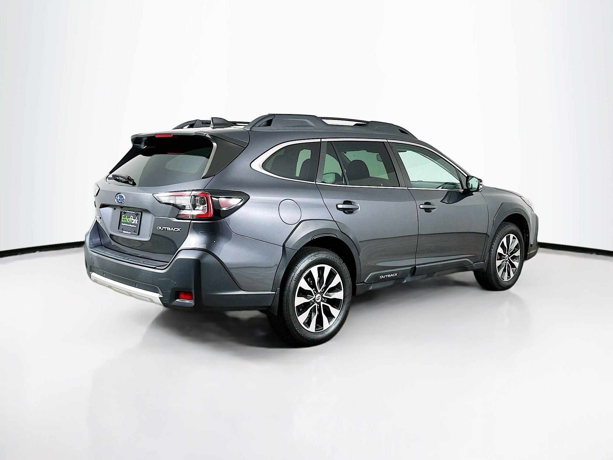 Used 2023 Subaru Outback Limited AWD/4WD image 9