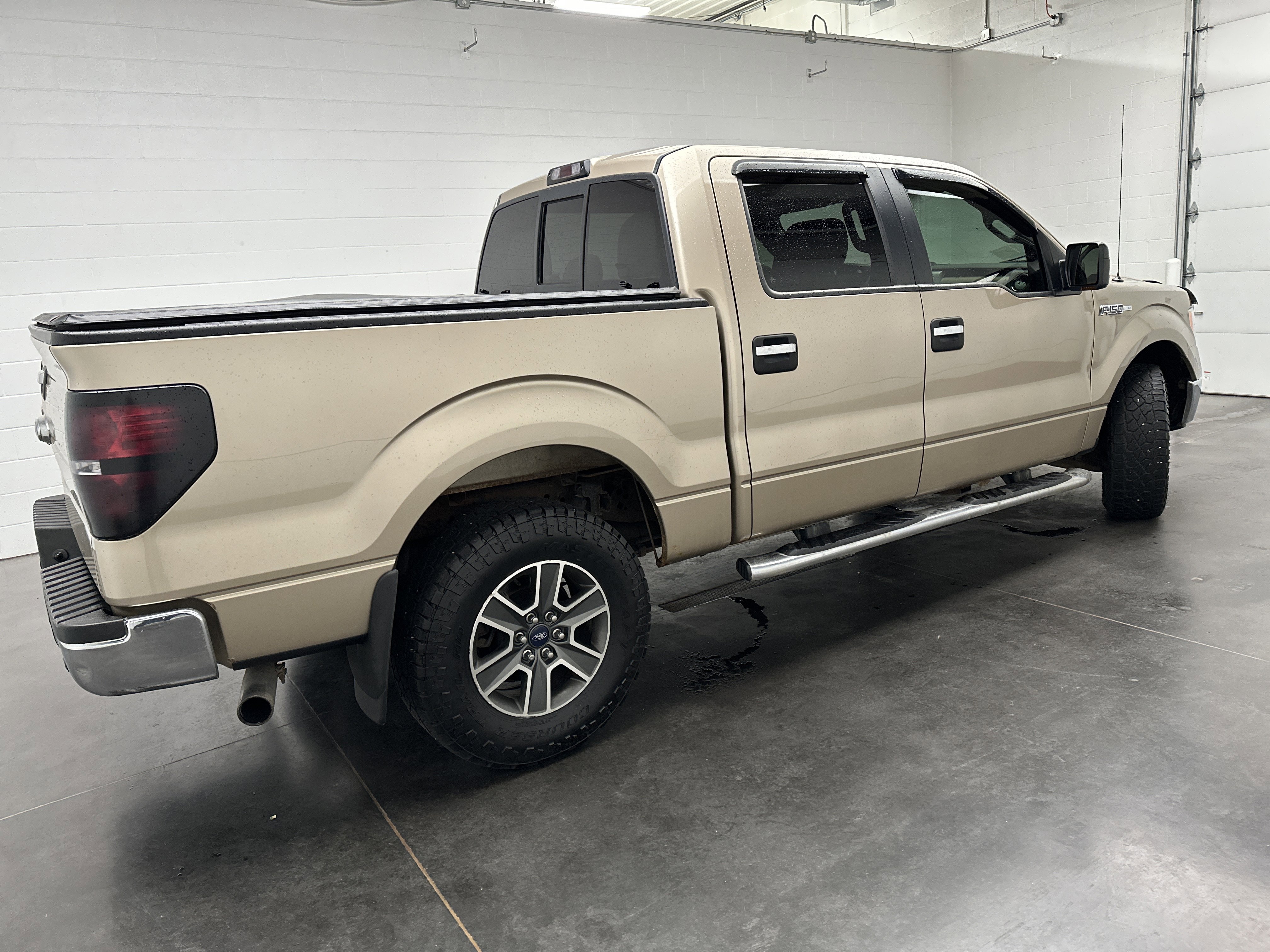 Used 2013 Ford F150 XLT w/ Luxury Equipment Group AWD/4WD image 9