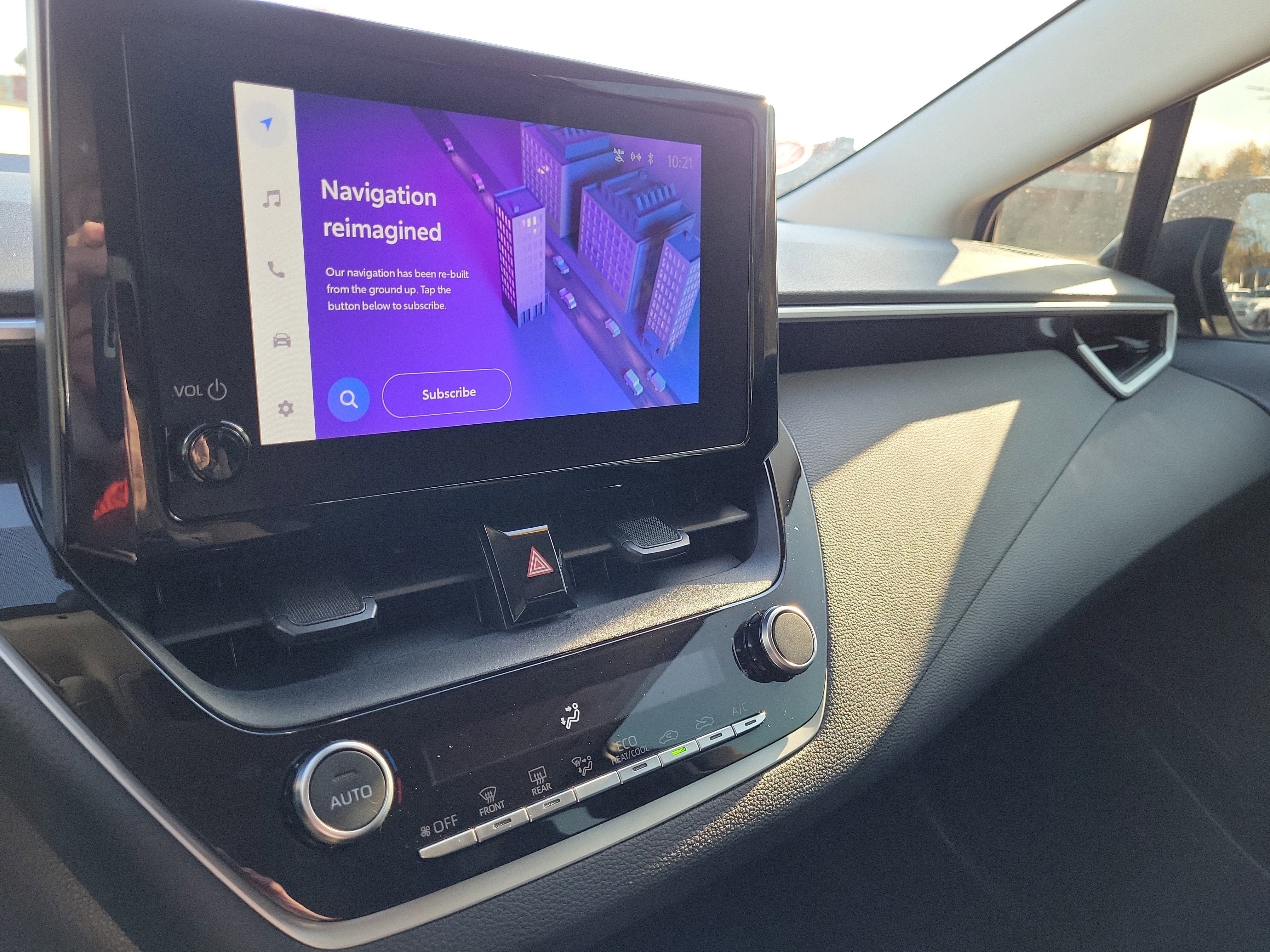 Used 2024 Toyota Corolla LE image 27