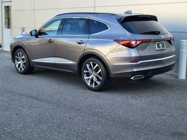 Used 2023 Acura MDX SH-AWD w/ Technology Package image 3