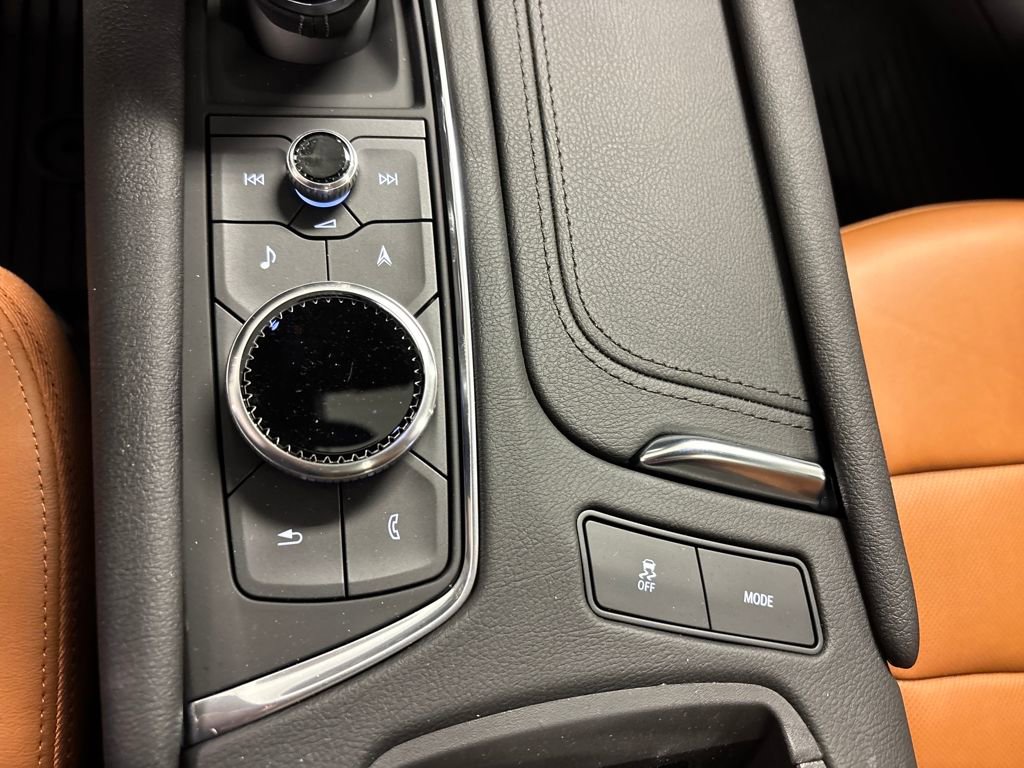 New 2025 Cadillac XT5 Premium Luxury w/ LPO, Floor Liner Package image 43