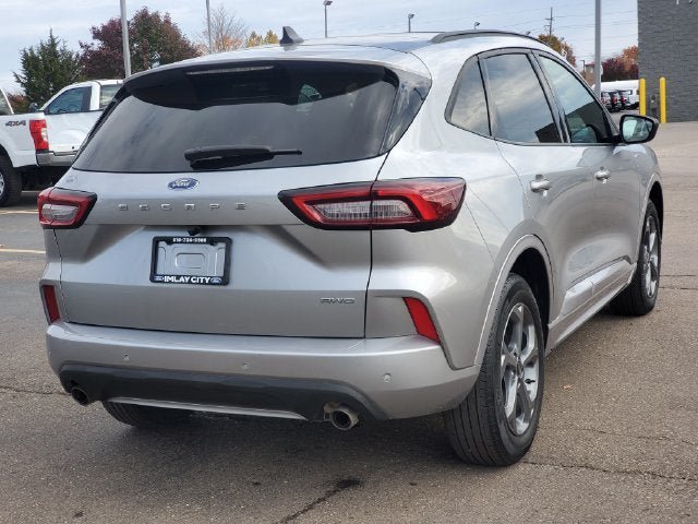 Used 2024 Ford Escape ST-Line w/ Tech Pack #1 AWD/4WD image 4