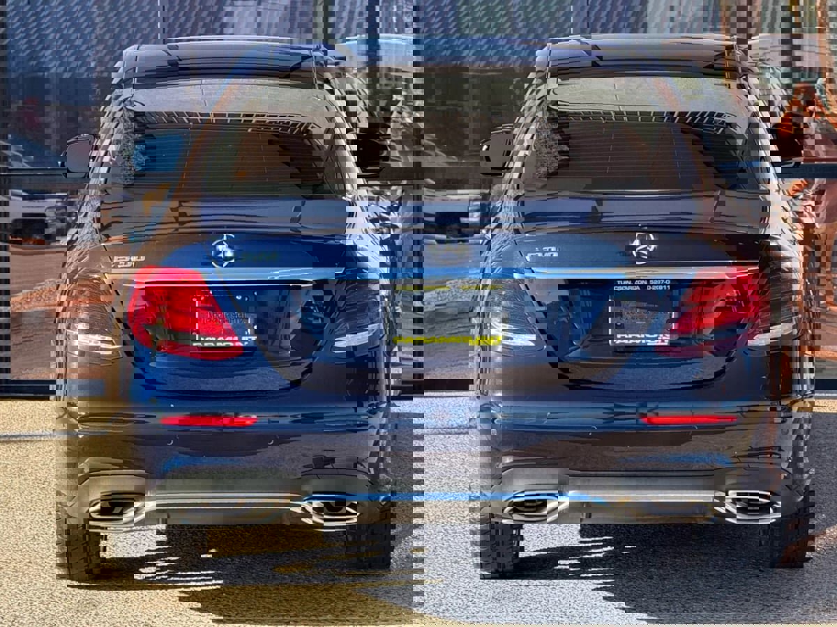 Used 2018 Mercedes-Benz E 300 image 10