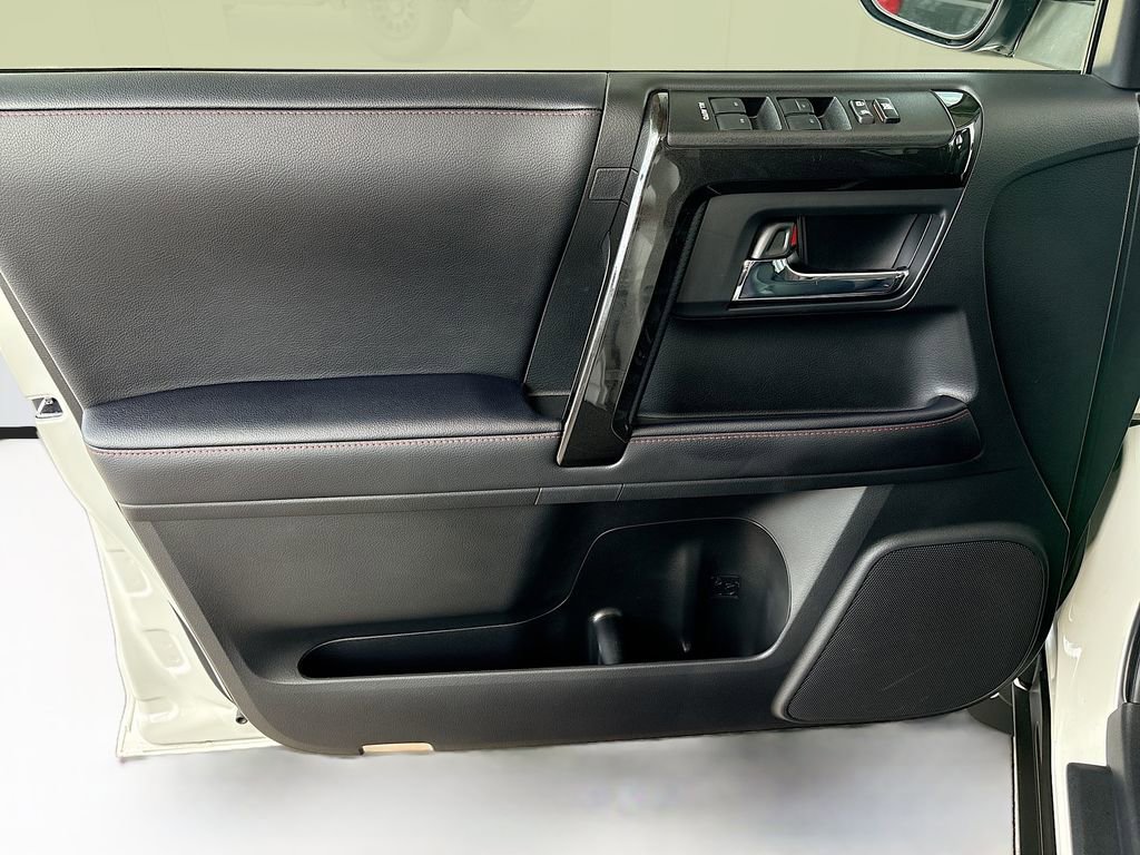 Certified 2023 Toyota 4Runner TRD Off-Road Premium w/ Moonroof Package AWD/4WD image 24