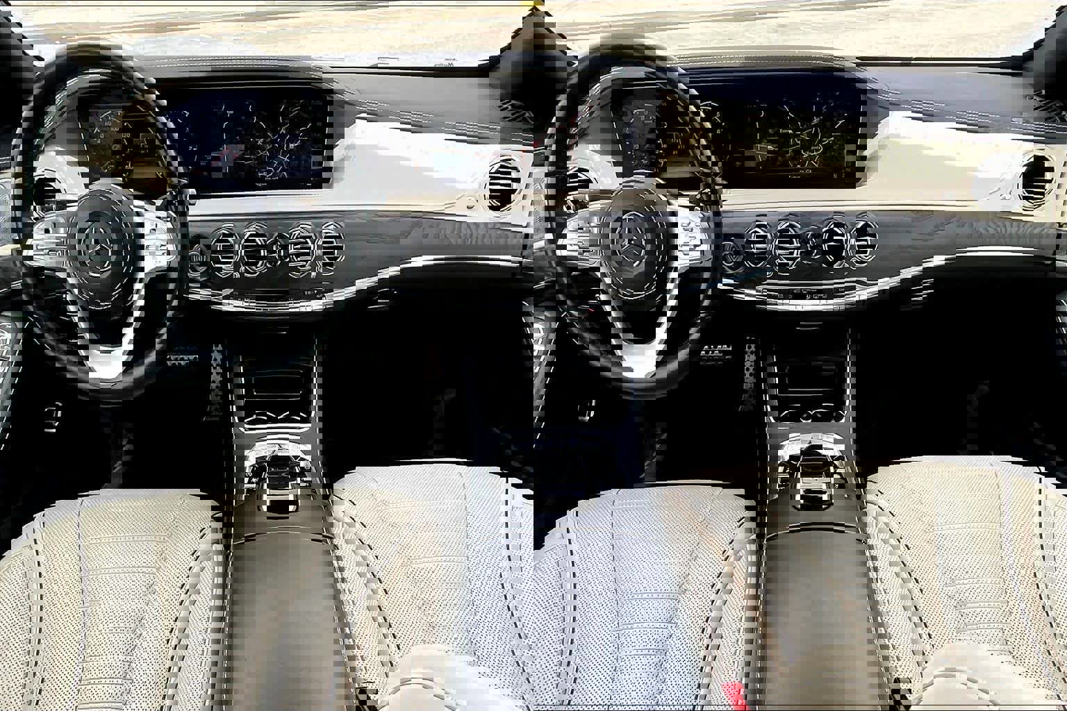 Used 2019 Mercedes-Benz S 560 Sedan image 16