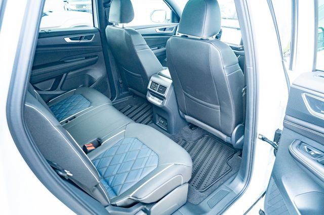 New 2026 Volkswagen Atlas Cross Sport SEL Premium R-Line AWD/4WD image 39