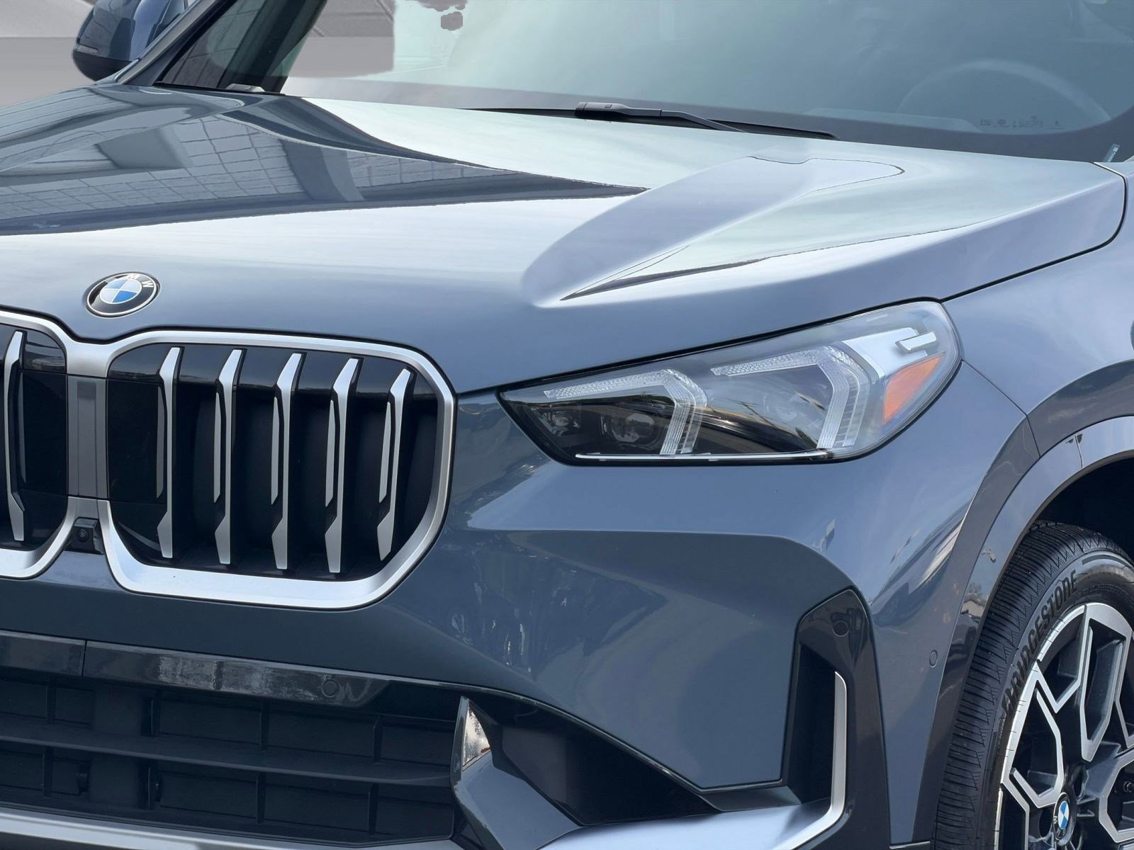 Certified 2025 BMW X1 xDrive28i image 11