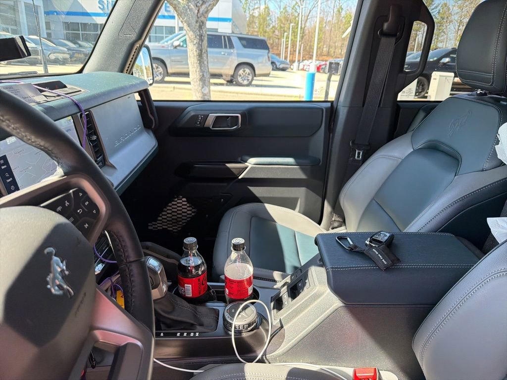 Used 2024 Ford Bronco Outer Banks image 5