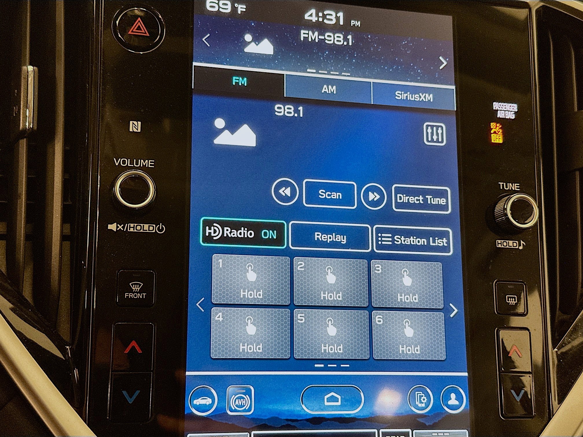 Used 2025 Subaru Ascent Premium image 21