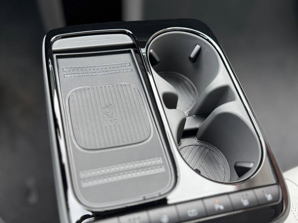 New 2026 Hyundai Ioniq 5 Limited image 18