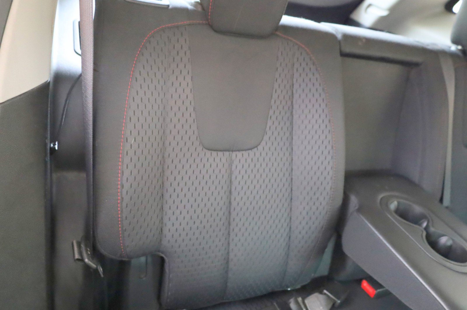 Used 2014 GMC Terrain SLE FWD image 32