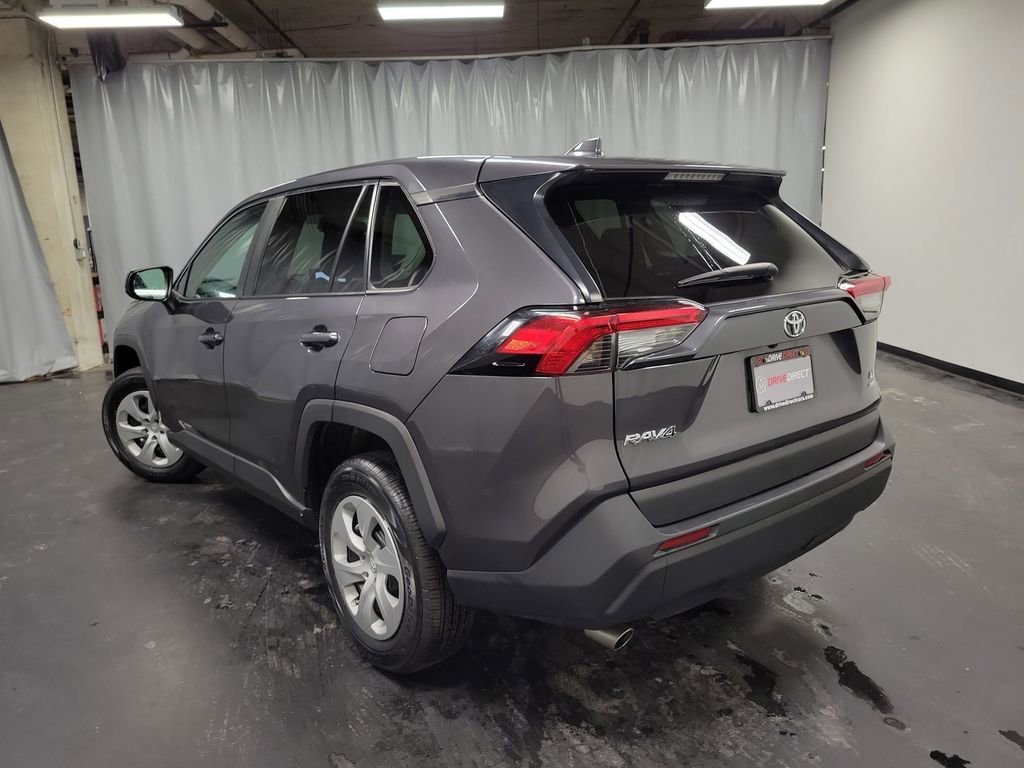 Used 2024 Toyota RAV4 LE image 6
