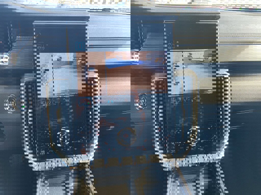 Used 2025 GMC Acadia Elevation image 33