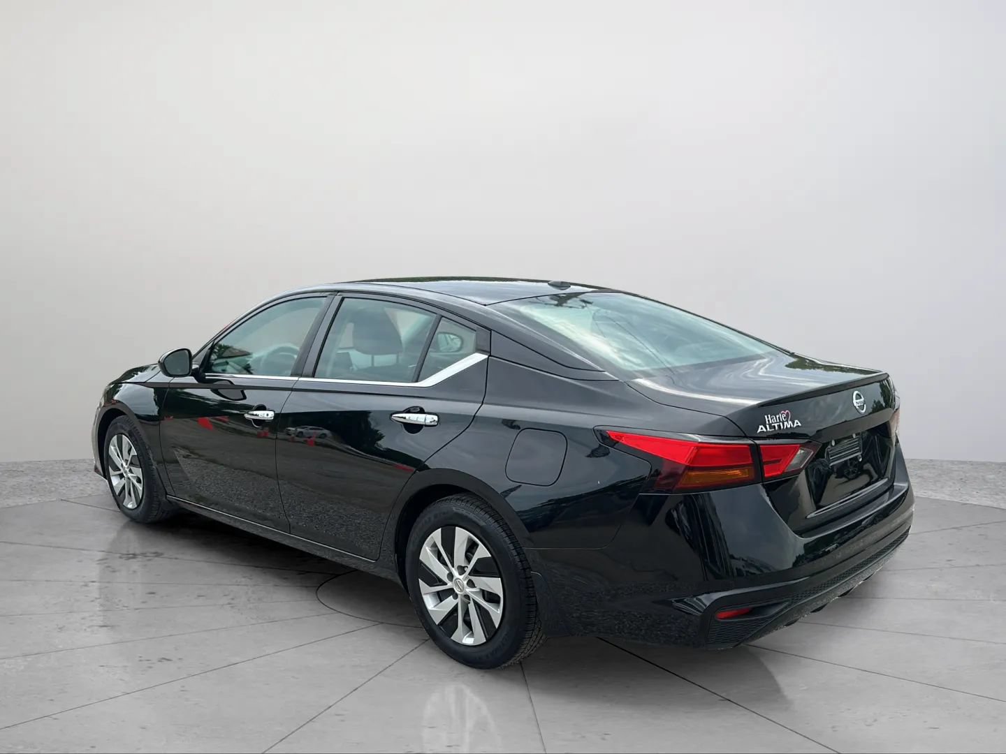 Used 2019 Nissan Altima 2.5 S FWD image 5