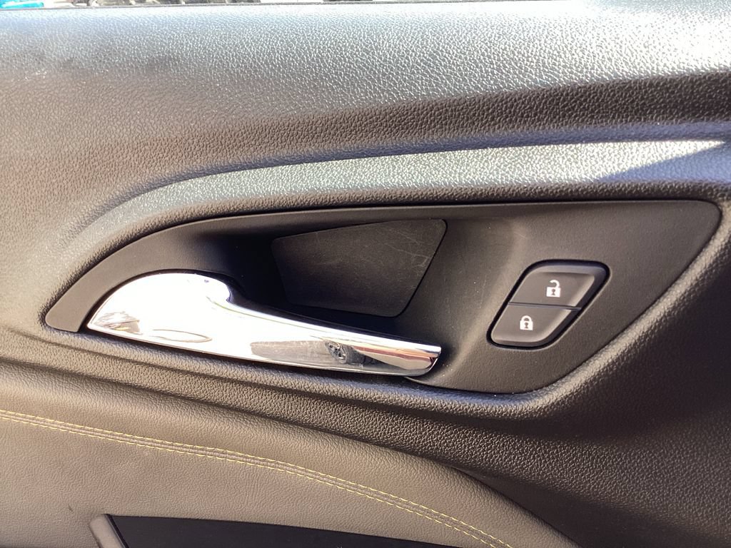 Used 2024 Chevrolet Trax ACTIV FWD image 37
