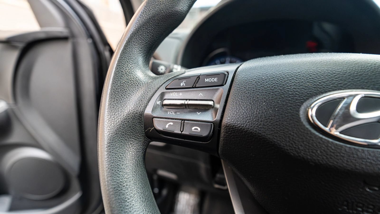 Used 2021 Hyundai Kona SE AWD/4WD image 35