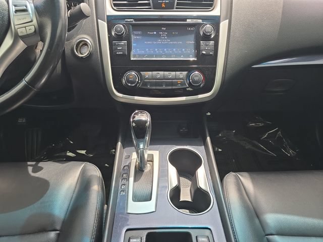 Used 2018 Nissan Altima 2.5 SR w/ SR Special Edition FWD image 3