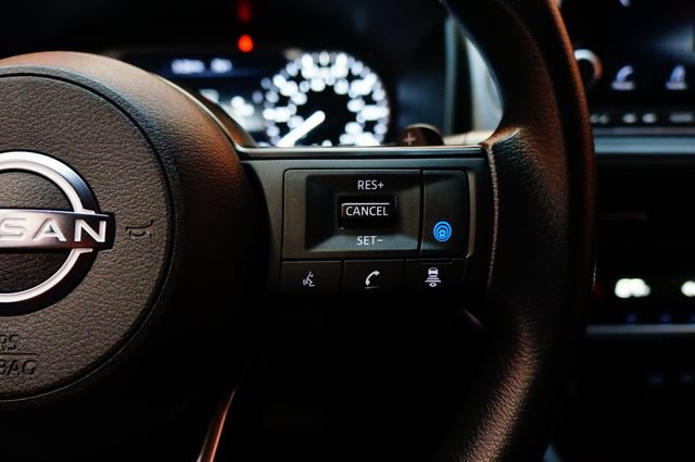 Certified 2024 Nissan Rogue SV AWD/4WD image 24