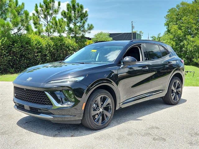 New 2025 Buick Envision Sport Touring image 2