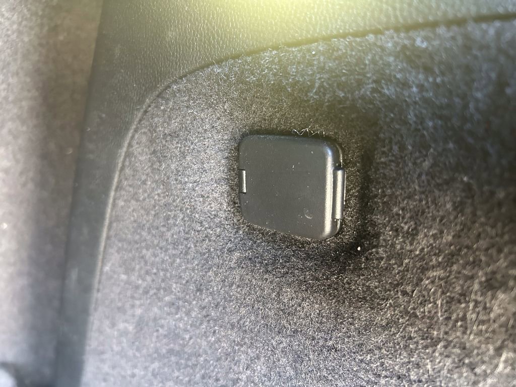 Used 2016 Lincoln MKC Reserve w/ Lincoln MKC Climate Package image 17