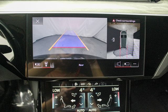 Used 2021 Audi e-tron Premium w/ Convenience Plus Package AWD/4WD image 26
