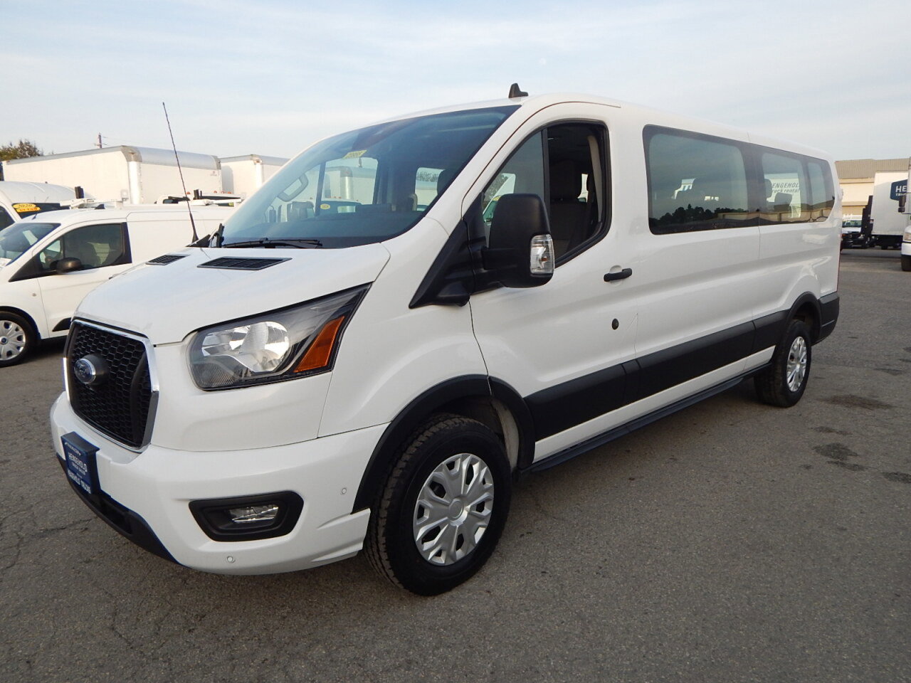 Used 2023 Ford Transit 350 XLT image 1