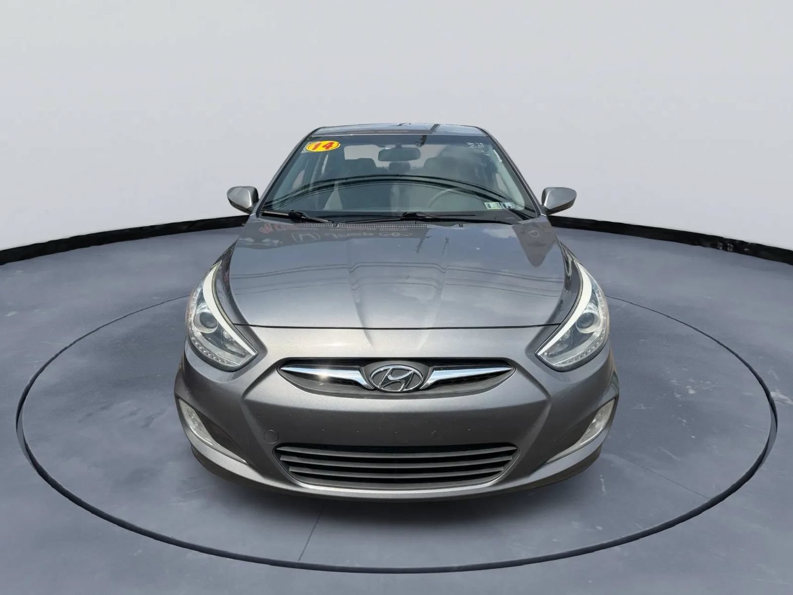 Used 2014 Hyundai Accent GLS w/ Option Group 2 FWD image 9