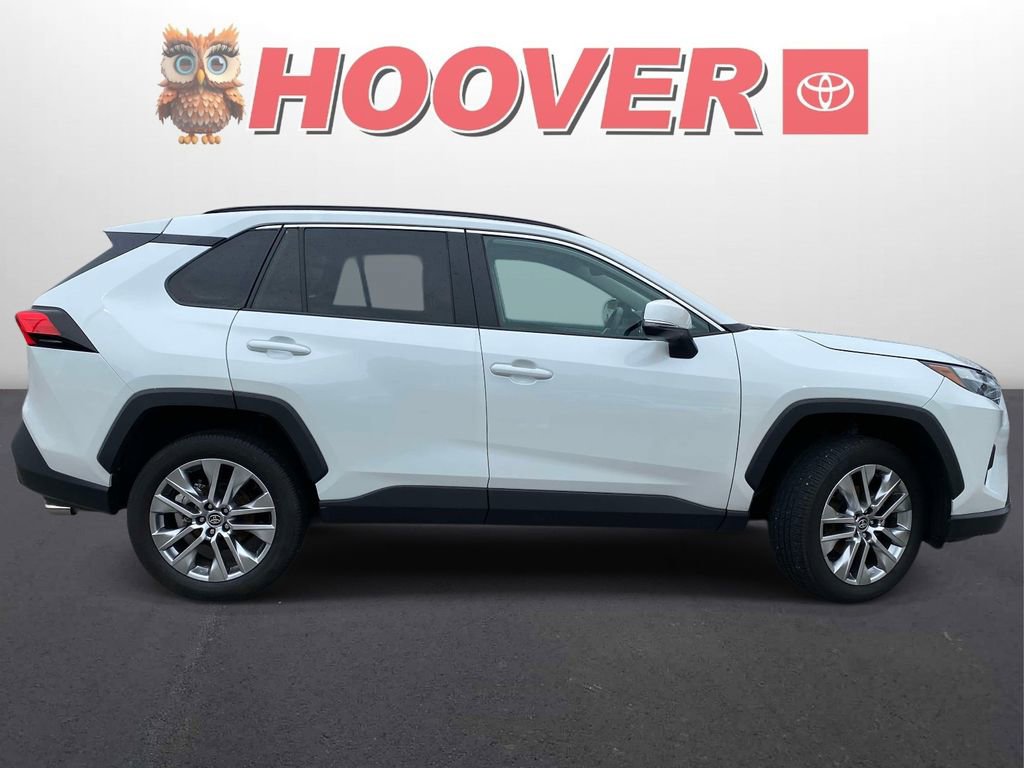 Used 2025 Toyota RAV4 XLE Premium FWD image 2