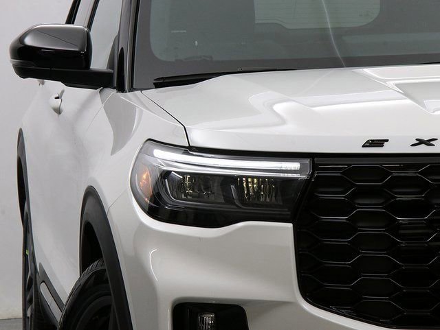 New 2026 Ford Explorer ST w/ Sun And Sound Package image 4