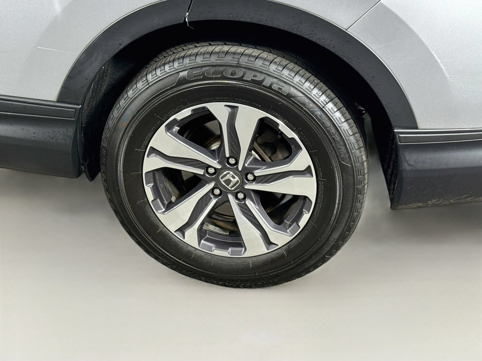 Used 2019 Honda CR-V LX image 9